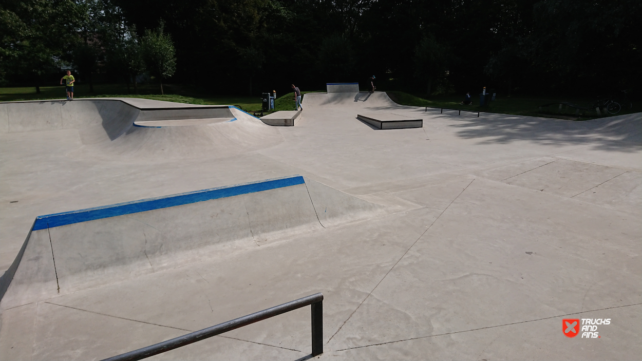 Hallaar skatepark